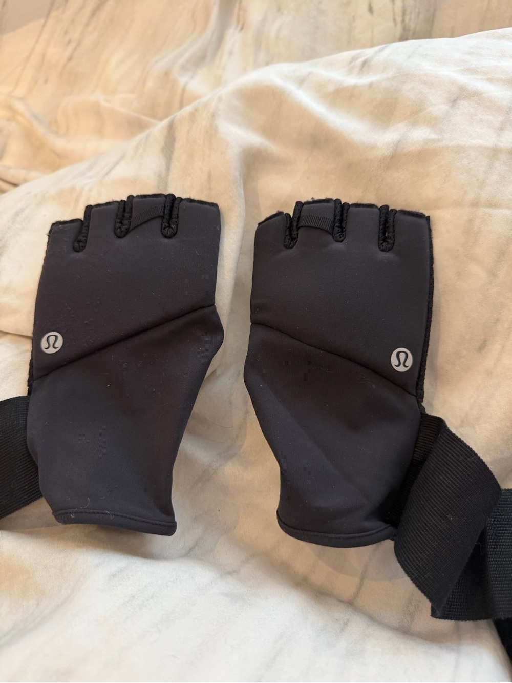 lululemon athletica Black Fingerless Boxing Wraps